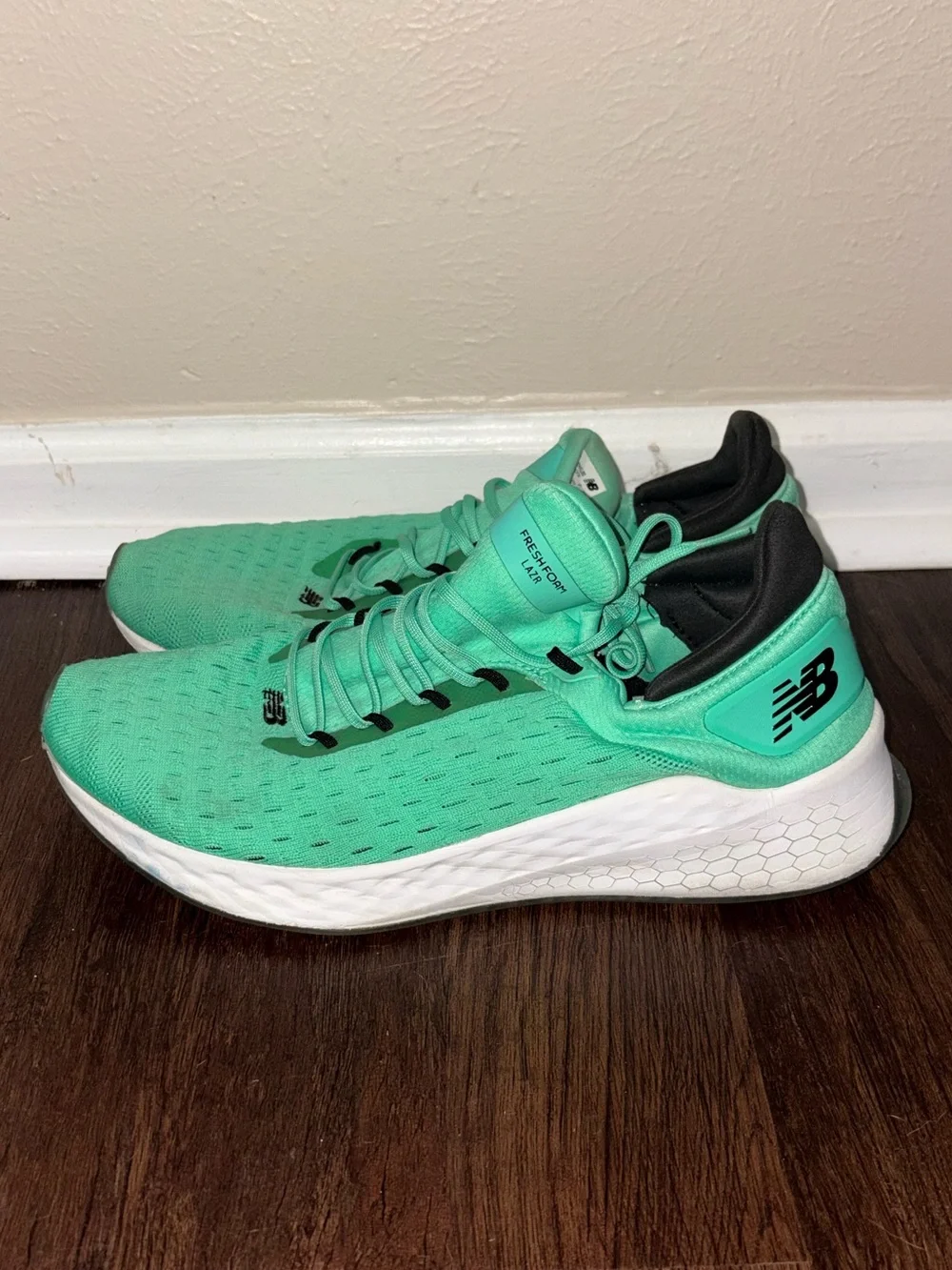 New Balance Fresh Foam Lazr V2 Running Shoes Women’s Sz 11